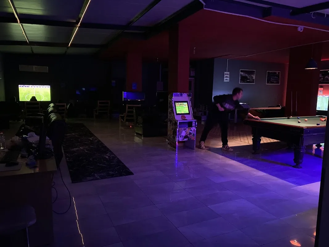 X-tanbul PlayStation cafe