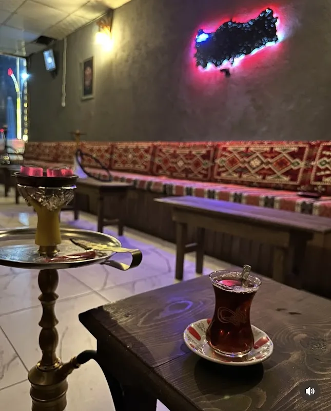 Tarihi Osmanlı Nargile Cafe