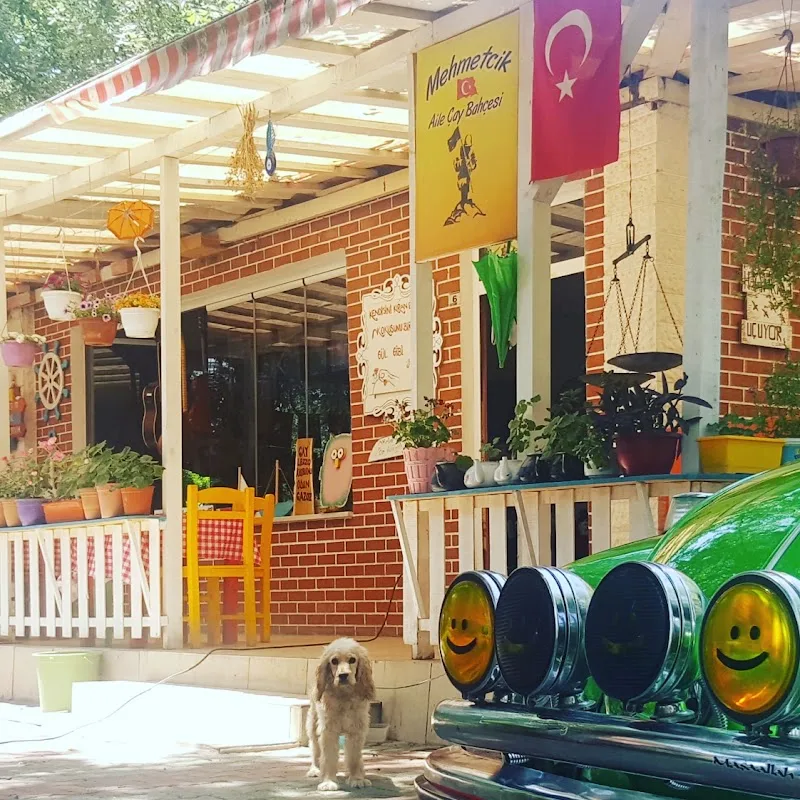 Mehmetçik Aile Çay Bahçesi