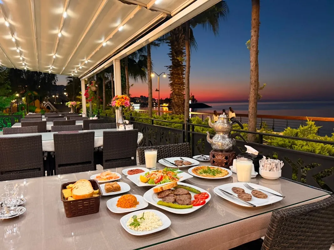 Akçaabat Horon Köfte & Balık Restaurant