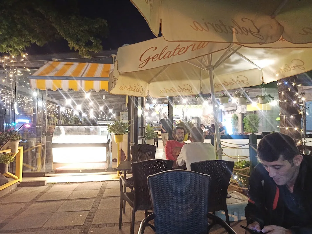 Manton Cafe