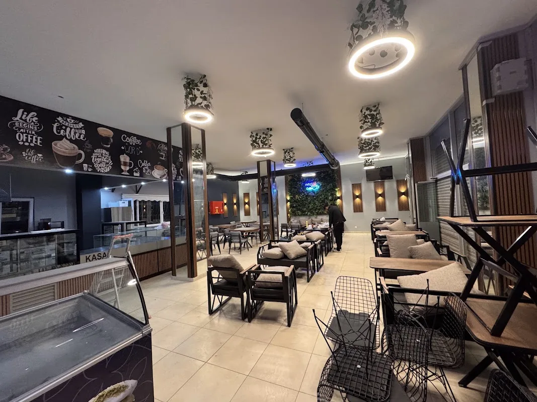 Mazi Kafe