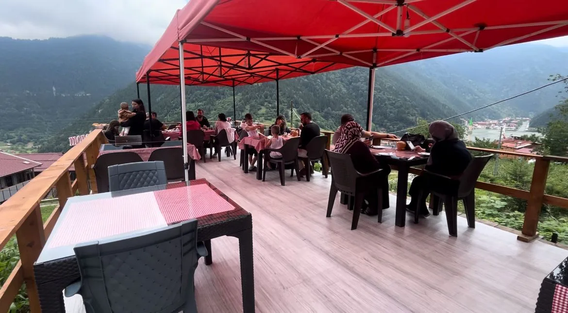 UZUNGÖL ÇAY EVİ