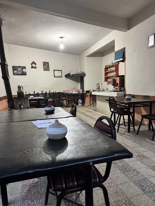 Dükkanlar çay ocağı