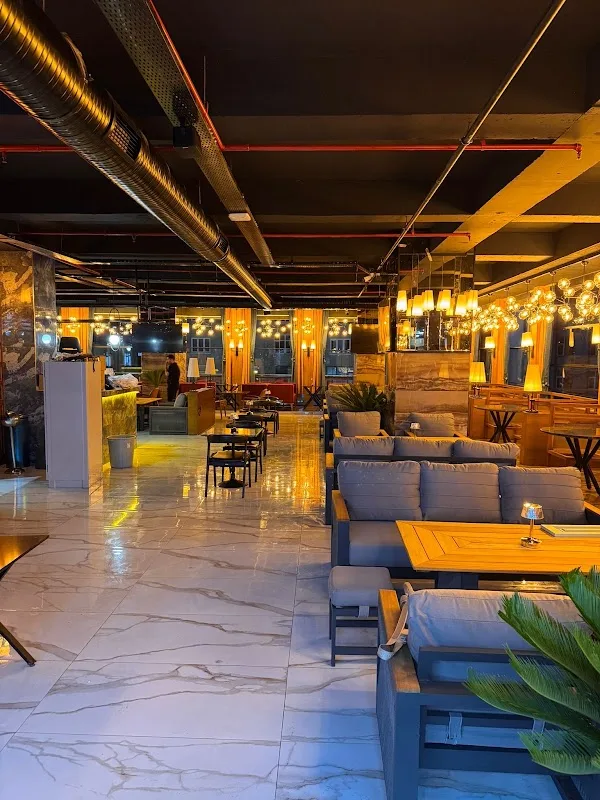 Lubyy Cafe Restaurant
