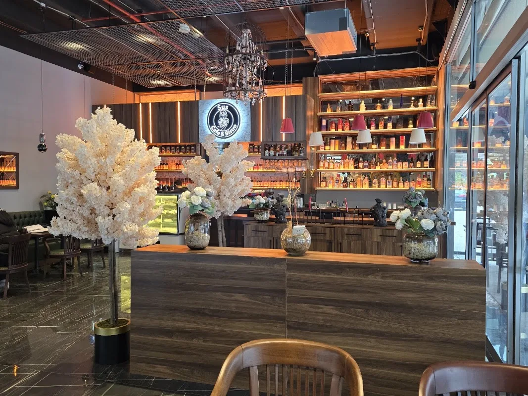 Sus Cafe & Bistro