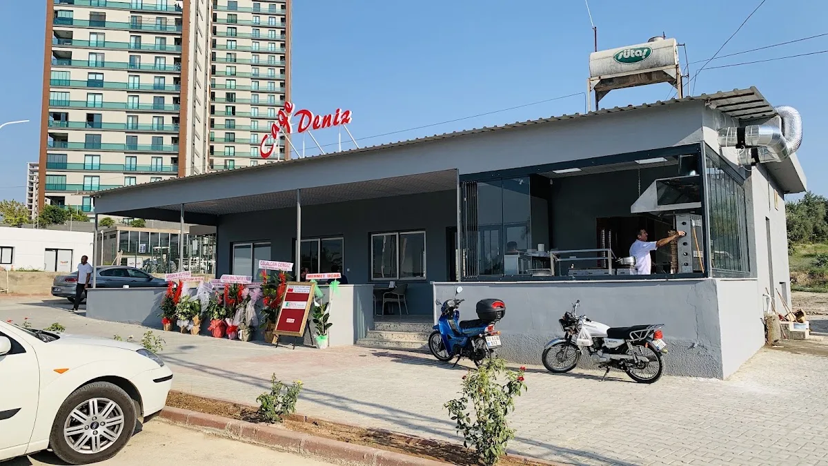 Cafe Deniz Kabasakal