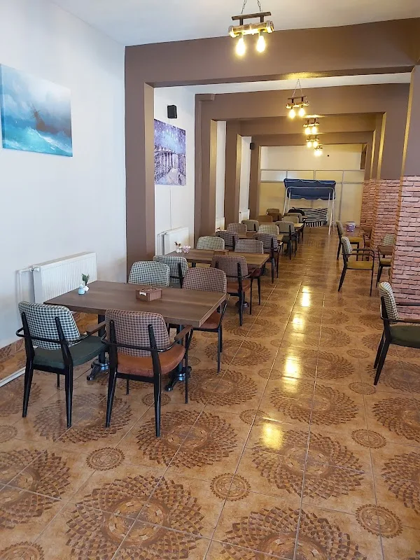 Cafe Mola