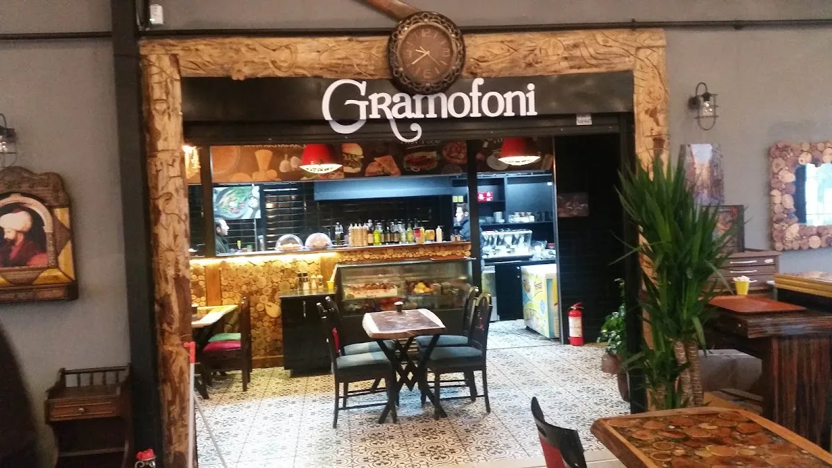 Gramofoni Kafe
