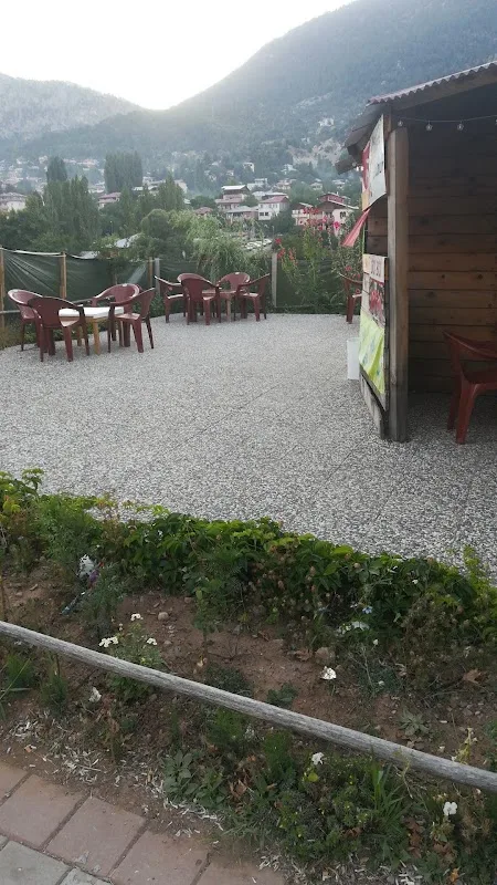 Karakaş Aile Çay Bahçesi