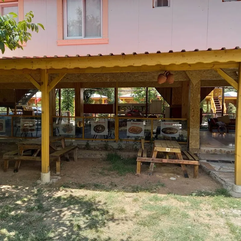 UĞURLU BAHÇE TESİSLERİ