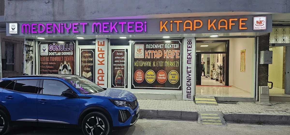 Medeniyet Mektebi Kitap Cafe