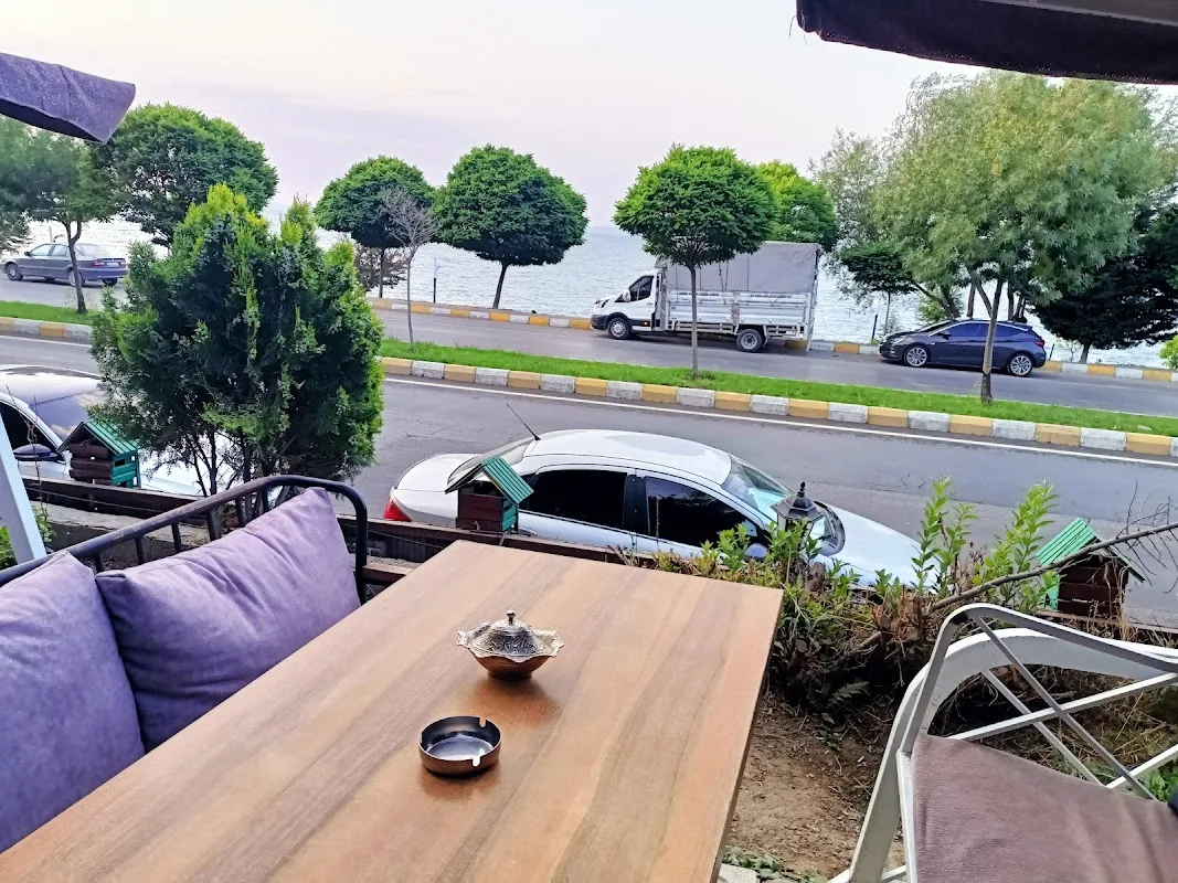 Alamut cafe
