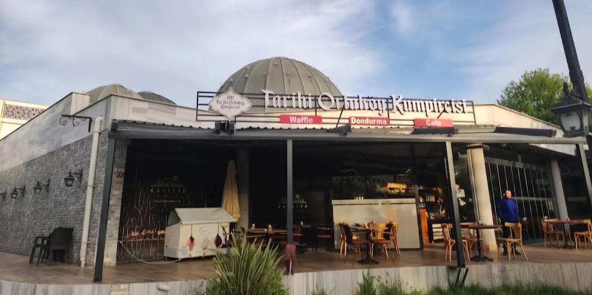 Külliye Cafe Restaurant(Tarihi Ortaköy Kumpir&Waffle)