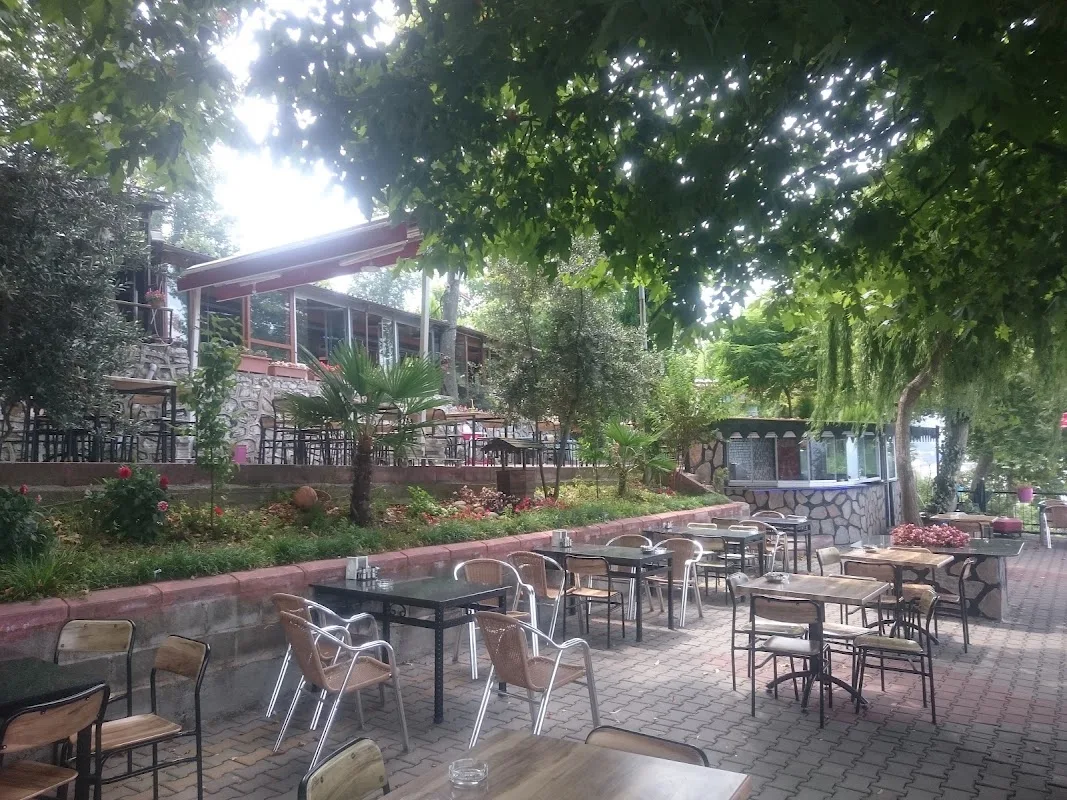 Ora cafe & mini market
