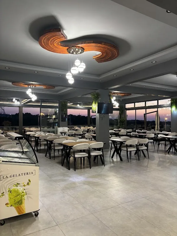 SalterVista Brunch Cafe & Grill
