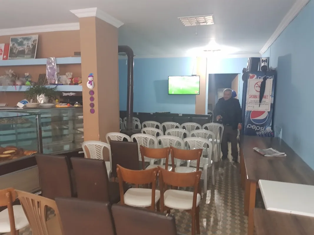 Uğur Pastanesi
