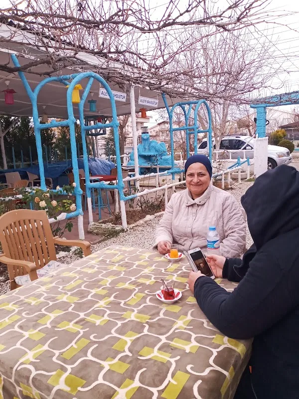 Ergüven Çay Bahçesi