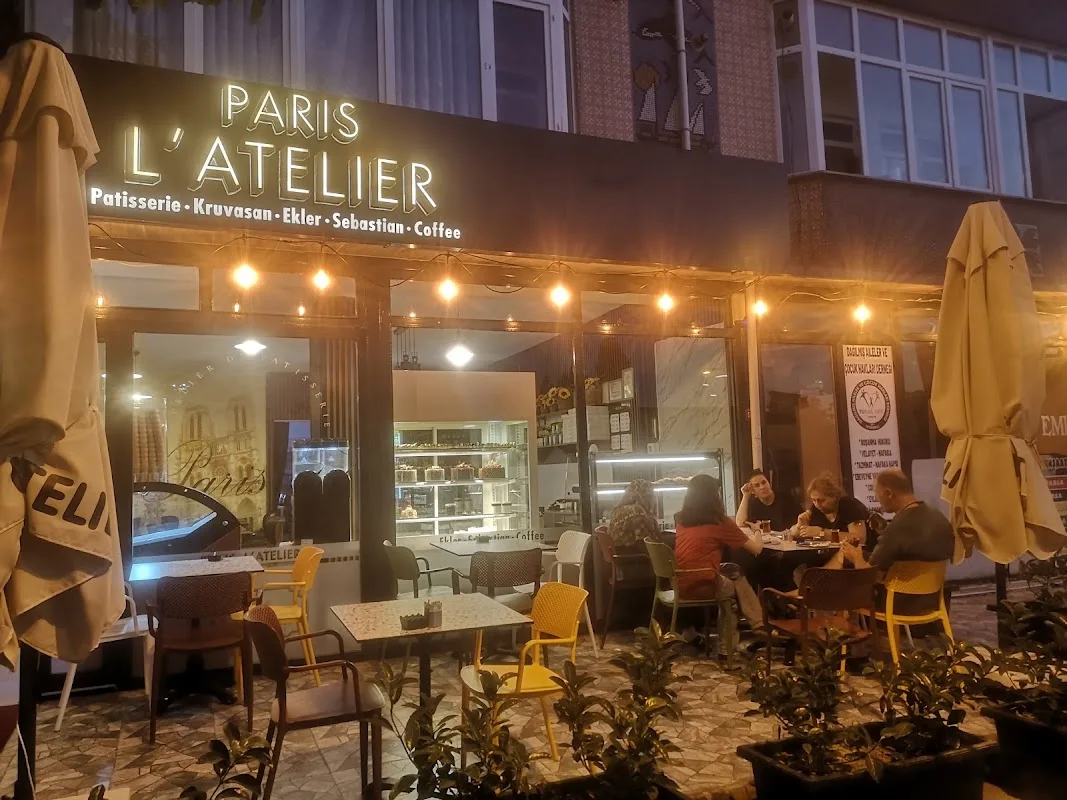 Paris L’Atelier Patisserie
