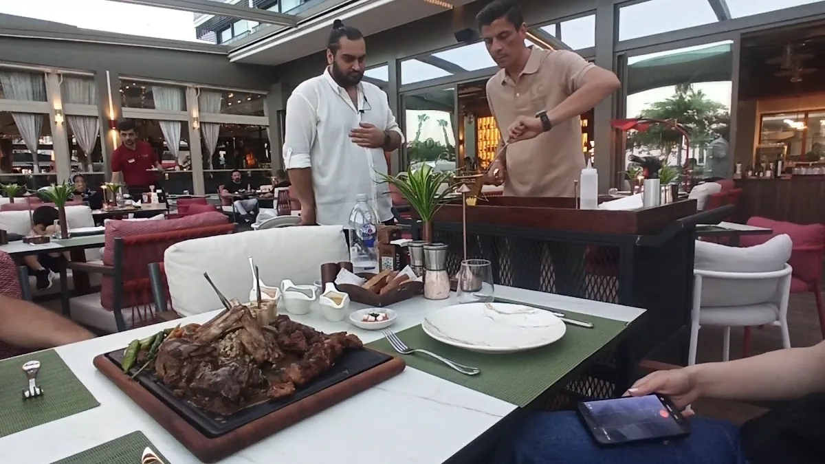 JETCHEF Bistro I Dining