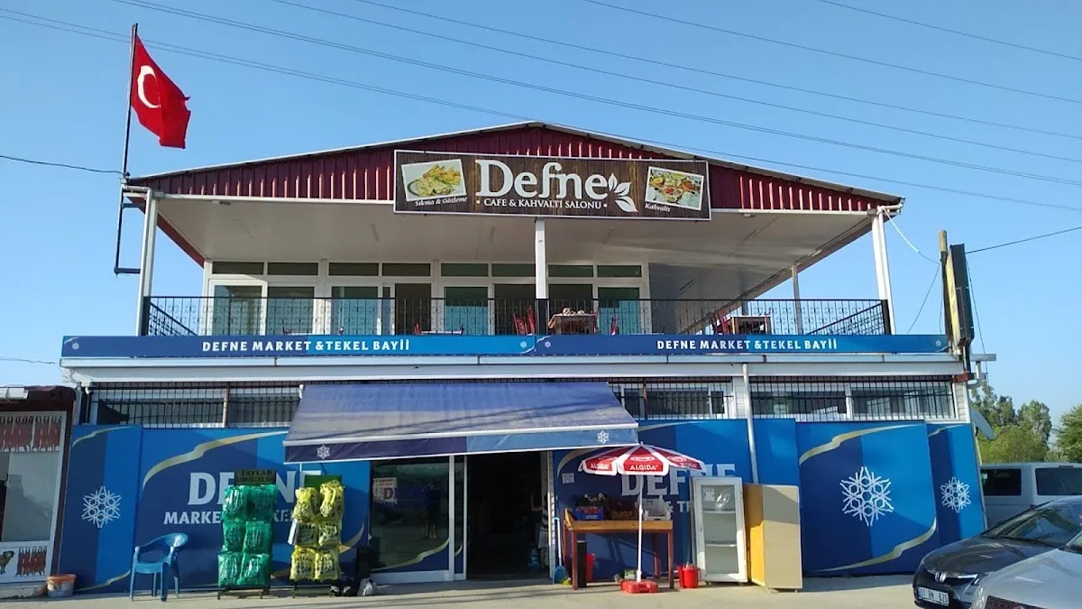 Defne Kafe Kahvaltı Salonu