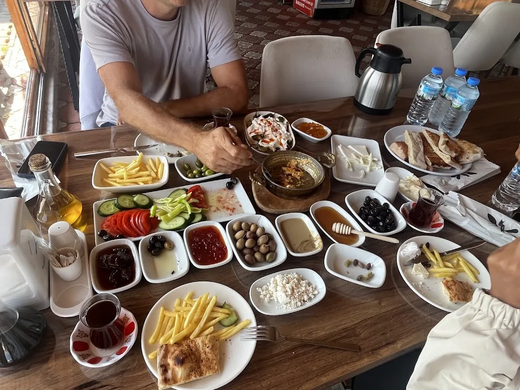Köfteci R-Çine