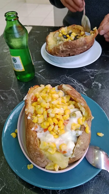Keyf-i Kumpir & Waffle | Tuzla |