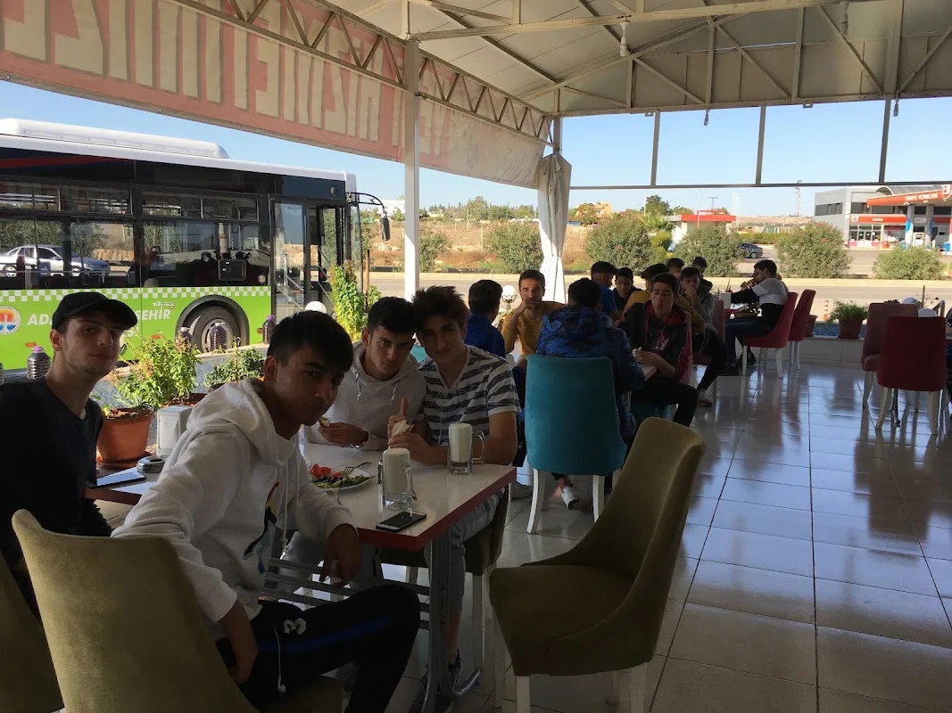 Misis Ayranı Ve Sıcak Sıkma cuma dayının yeri