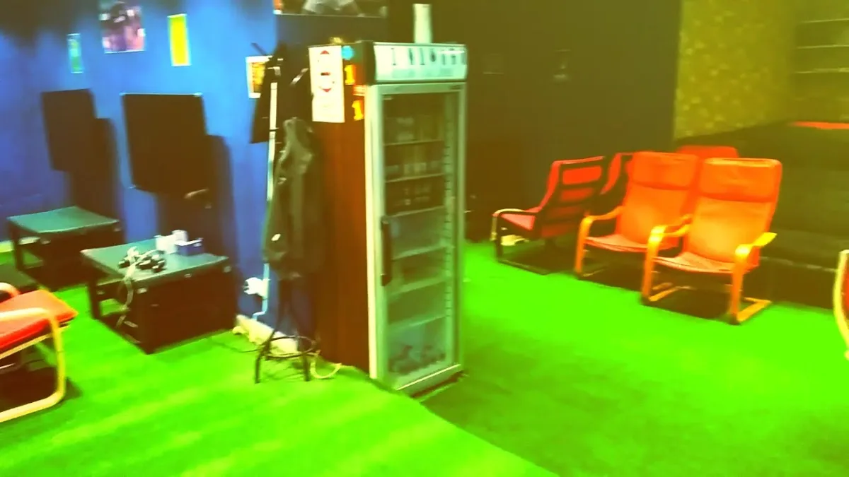 Madenler 10 Numara Oyun Salonu Playstation Cafe