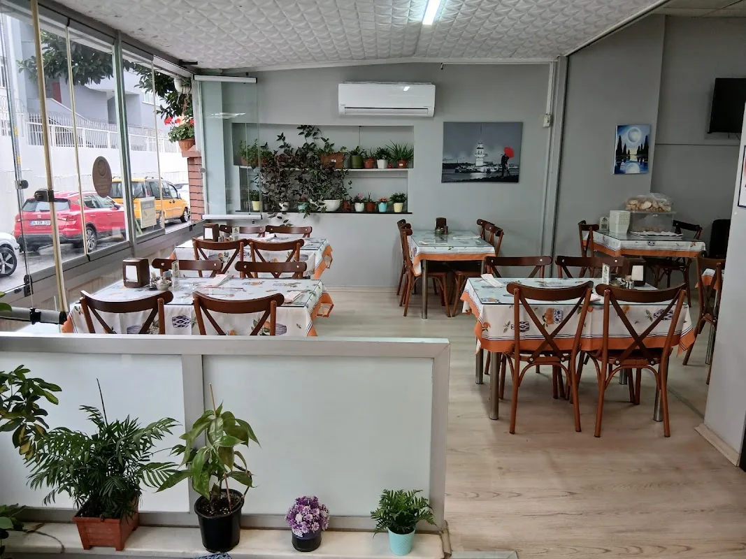 Yöre Mantı Evi & Cafe
