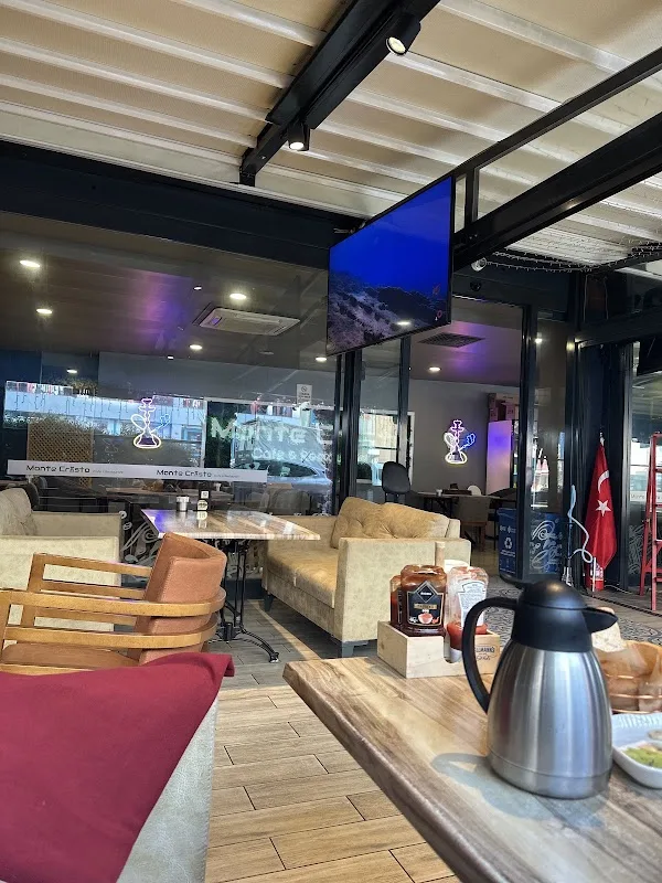 Monte Cristo Cafe & Restaurant