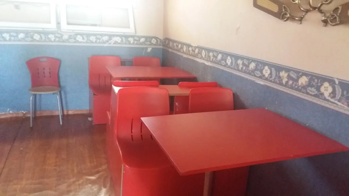 Mutlu Cafe