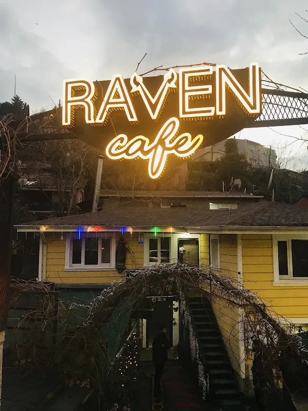 Raven Cafe | Kuzguncuk | Üsküdar | Kahvaltı | Breakfast | Yemek | Dünya Mutfağı | Tatlı | Workshop