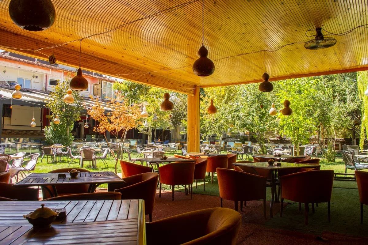 Burdur Şiş Izgara Kahvaltı - Saklı Bahçe