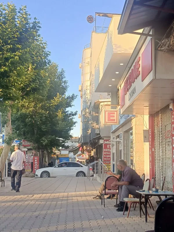 Lokman Eczanesi