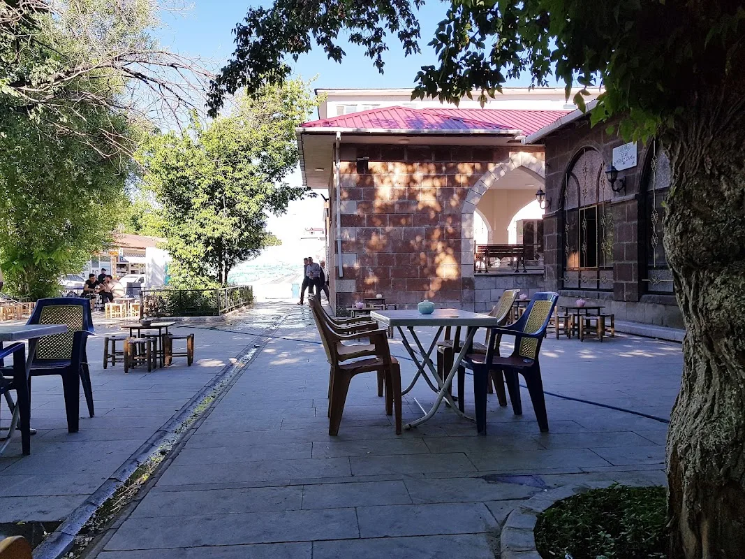 Çay Bahçesi
