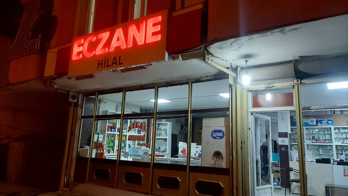 Hilal Eczanesi
