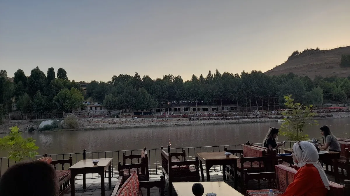 Acem Gölü Çay Bahçesi Restorant