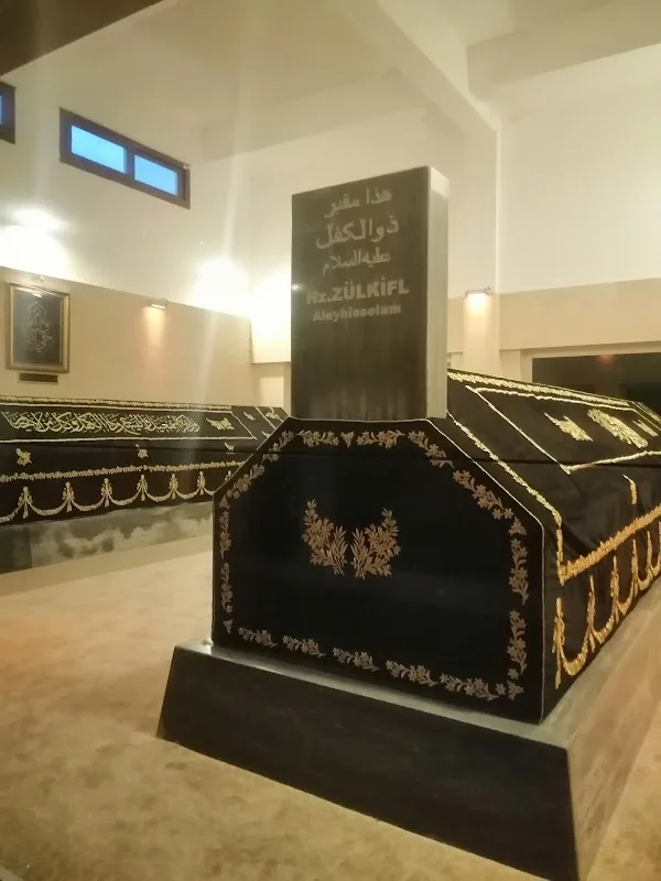 Tümü