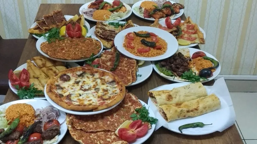 Saray Kebap Lahmacun Salonu