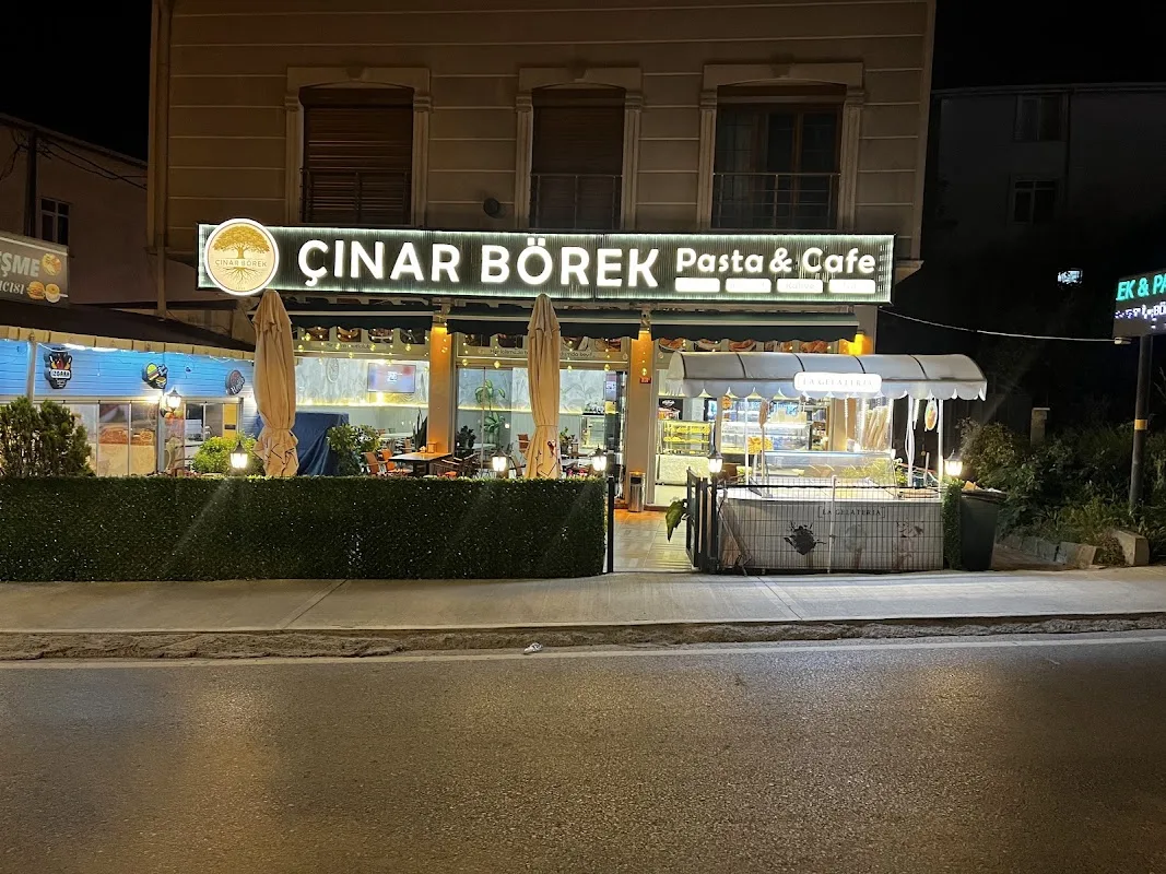 Çınar Börek & Pasta Cafe