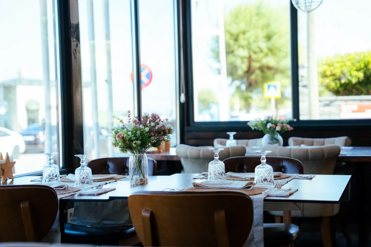 Leros Restaurant