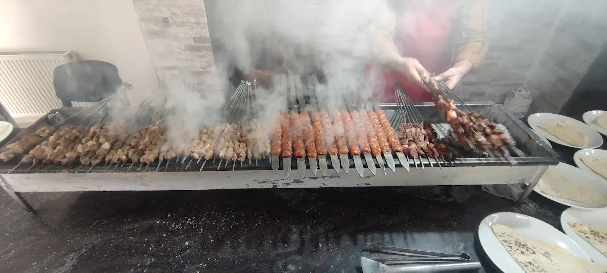 Hacegan mangalda ciğer & kebap salonu