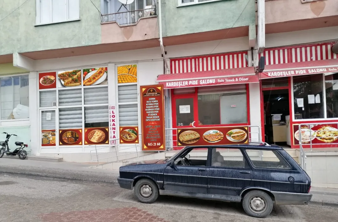 Kardeşler pide ve kebab salonu