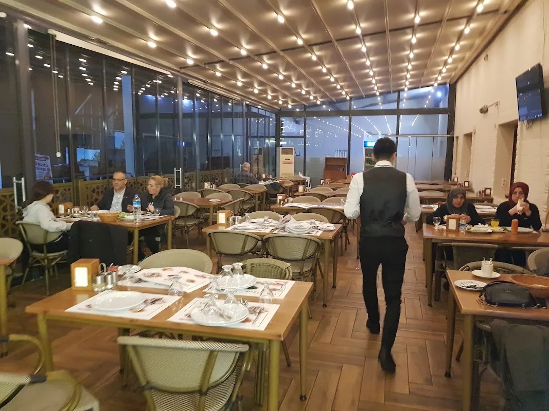 Lezzet-i Şark Hacıbaba Antep Sofrası