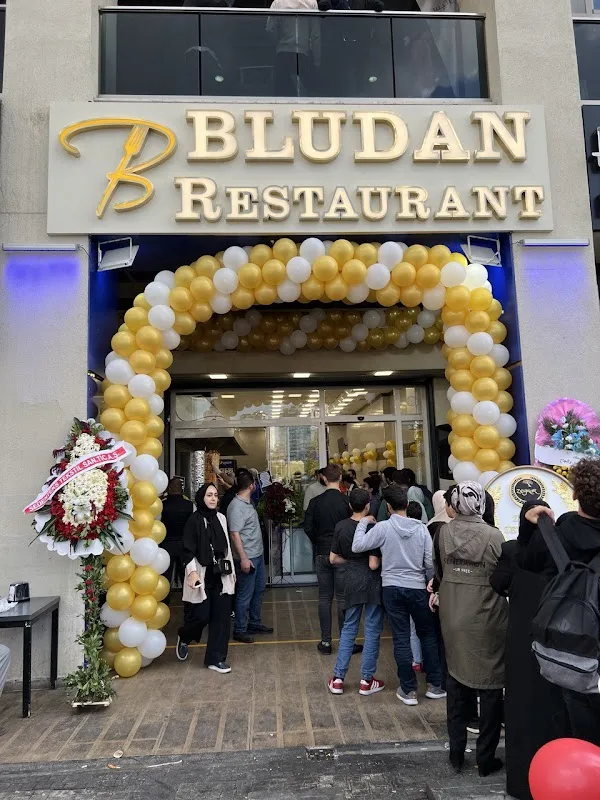 مطعم بلودان كايا شهير Bludan restaurant kayaşehir