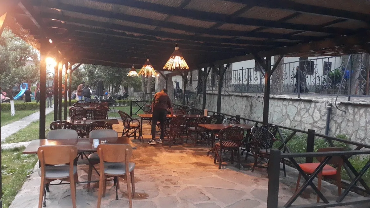 Ataç Konağı Restaurant & Butique Hotel(Ardasa Siron Kebabı)