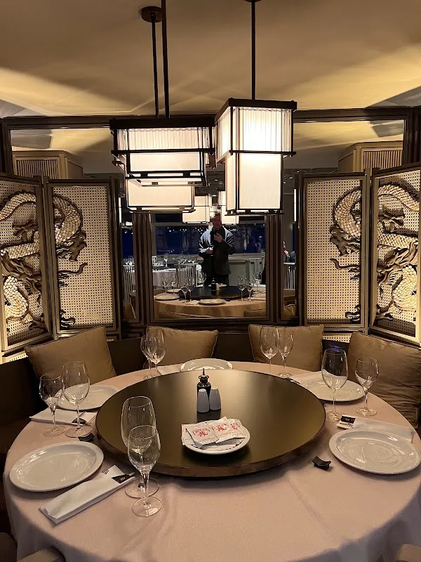 Dragon Restaurant - Bebek