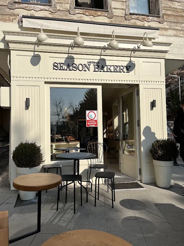 SEASON Artisan Bakery