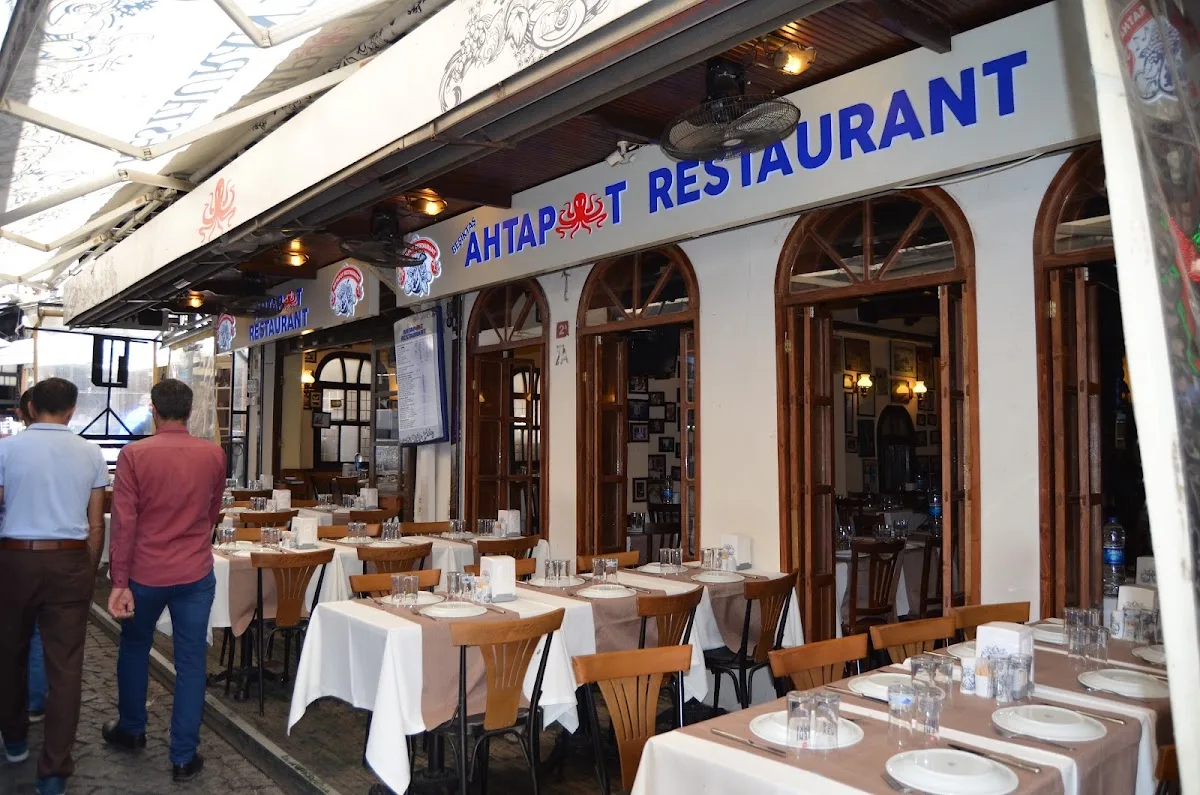 Ahtapot Restaurant